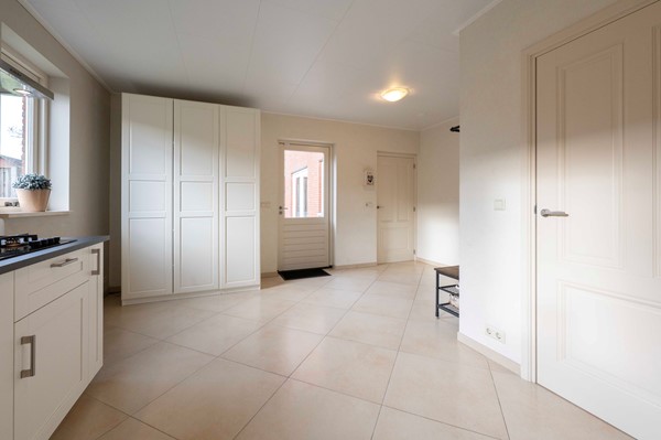 Medium property photo - Julianastraat 34, 4741 BW Hoeven